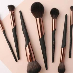 LUXIE "Pro-Precision" Sculpt & Airbrush Cosmetic Set