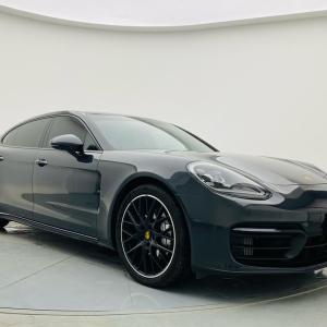Porsche Panamera 4 Executive