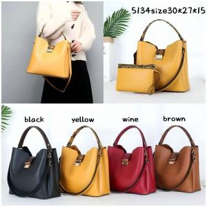 The V-Sculpt Crest Tote & Pouch Duo