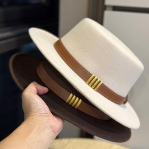 FRENCH STYLE WOOLEN HAT WITH BROWN BELT