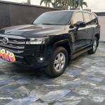 2025款丰田兰德酷路泽300系列 GXR – 高级SUV