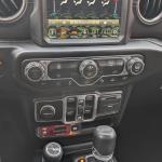 2023 吉普牧马人 4xe Rubicon – 插电式混合动力探险 SUV